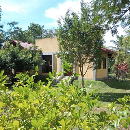 Villa De Lagoon View Tangalle Exterior photo