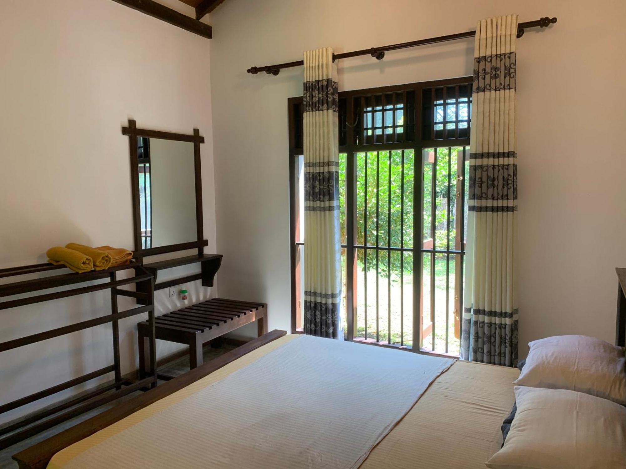 Villa De Lagoon View Tangalle Exterior photo